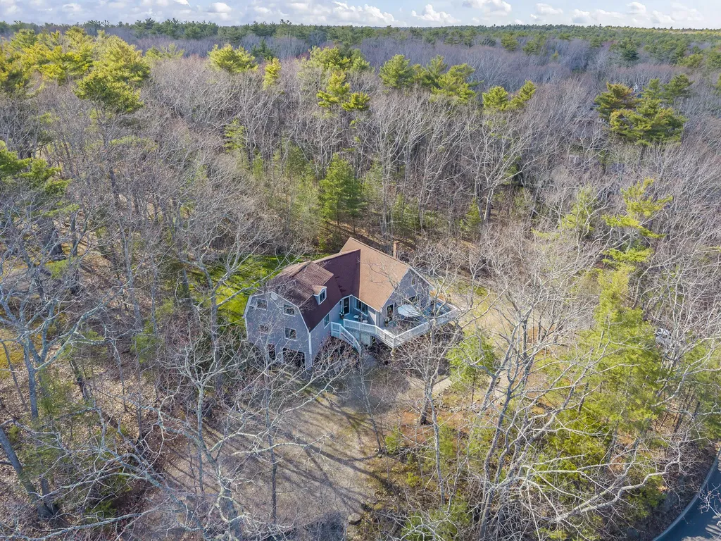 176 Shore Road York ME 03902