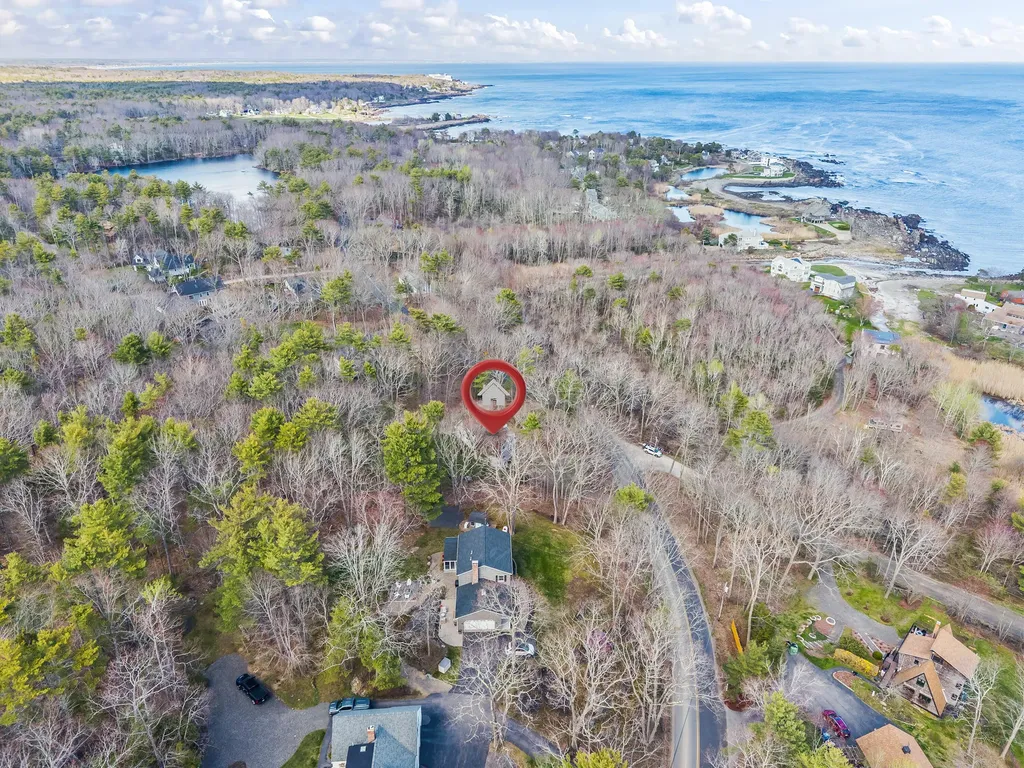 176 Shore Road York ME 03902