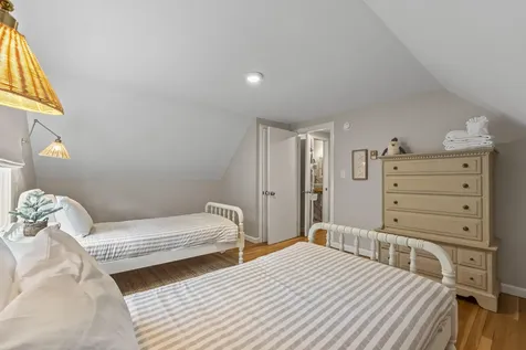 176 Shore Road York ME 03902