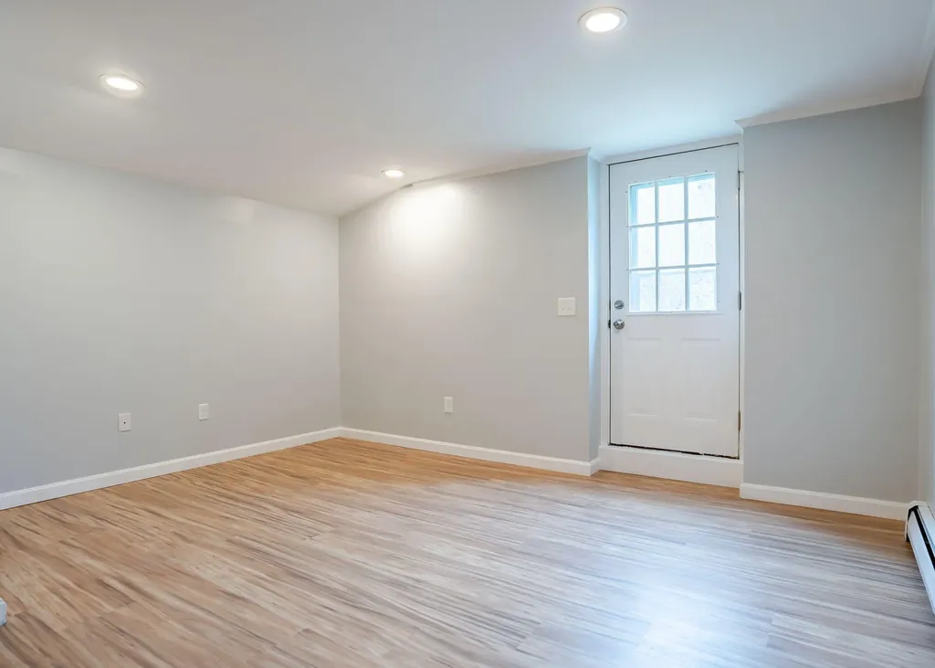17 Christopher Road Gorham ME 04038
