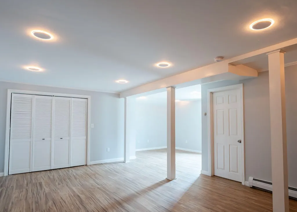 17 Christopher Road Gorham ME 04038