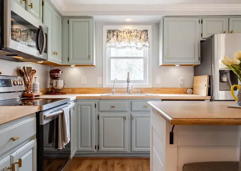 17 Christopher Road Gorham ME 04038