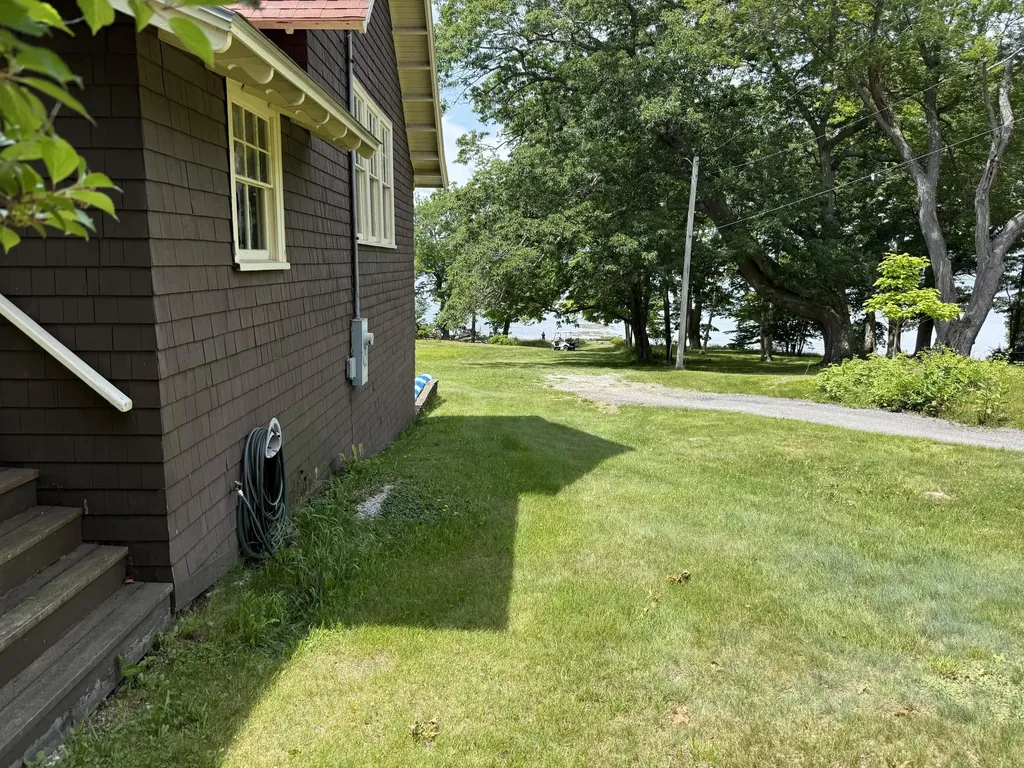 184 Sunset Avenue Portland ME 04109