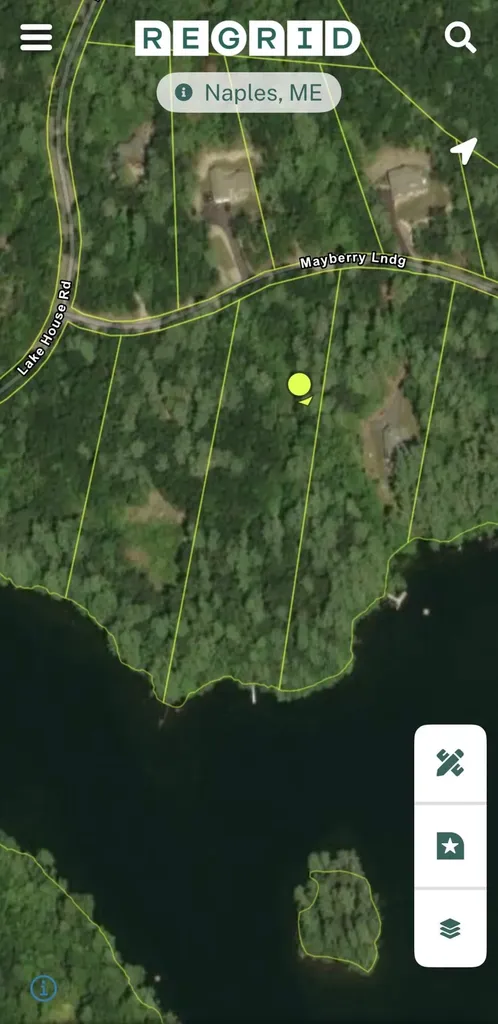 19 Mayberry Landing Naples ME 04055