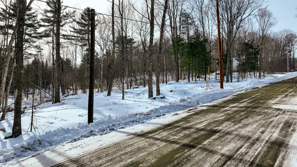 20 Skyscraper Hill Road Brooks ME 04921