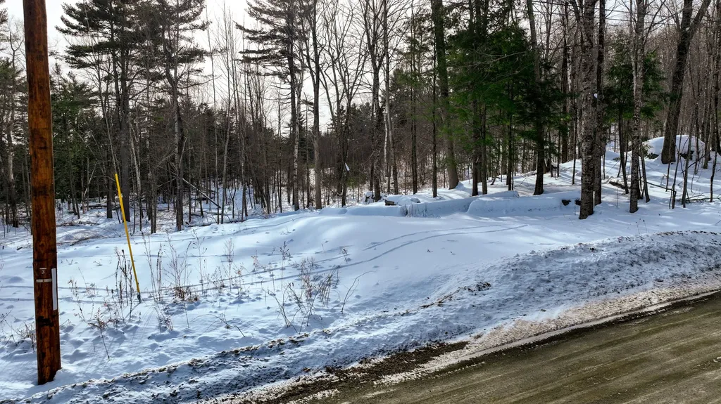 20 Skyscraper Hill Road Brooks ME 04921