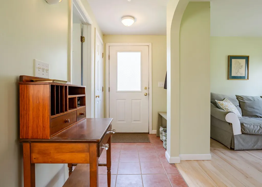 20 Morgan Lane Cumberland ME 04021