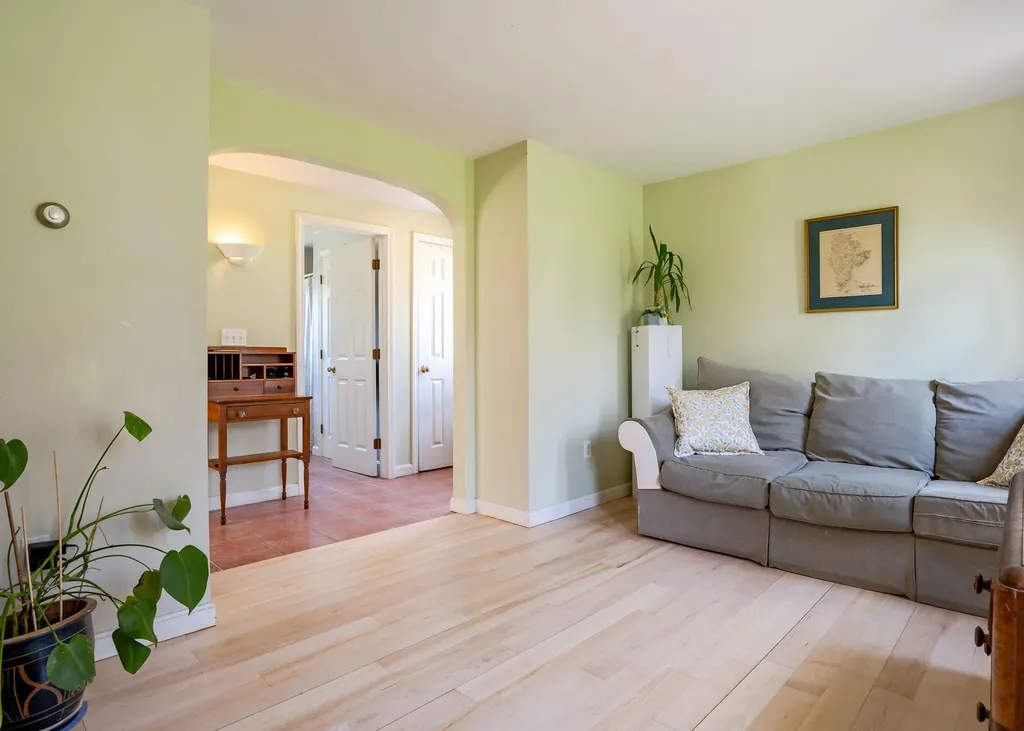 20 Morgan Lane Cumberland ME 04021