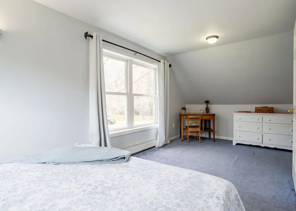 20 Morgan Lane Cumberland ME 04021