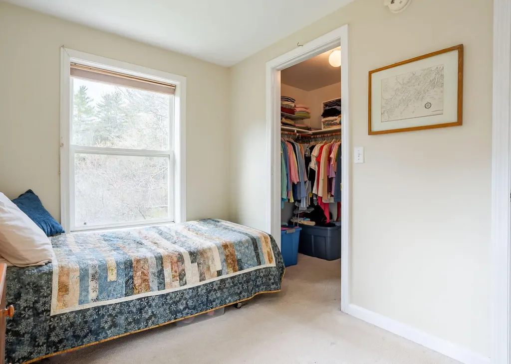 20 Morgan Lane Cumberland ME 04021