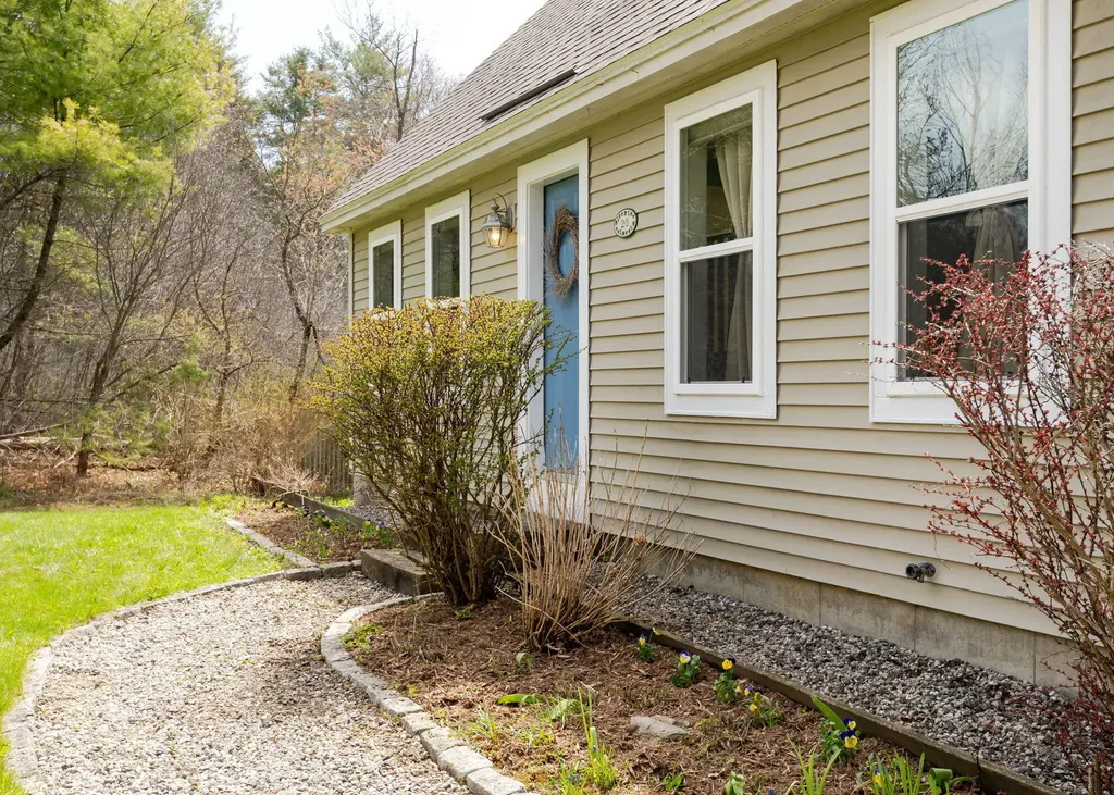 20 Morgan Lane Cumberland ME 04021