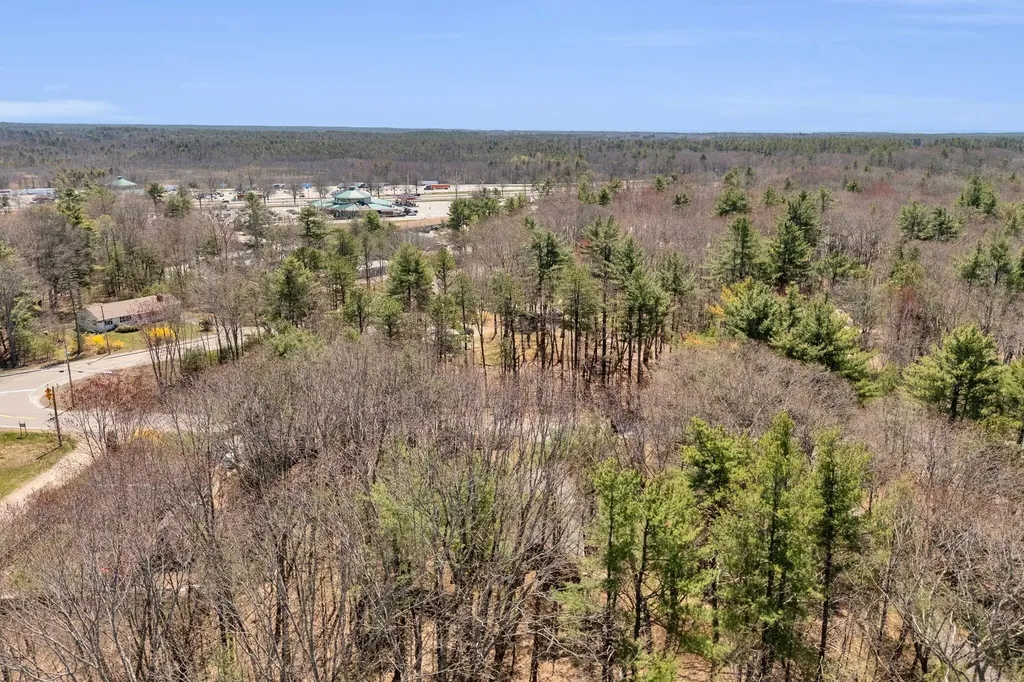 62 Warrens Way Kennebunk ME 04043