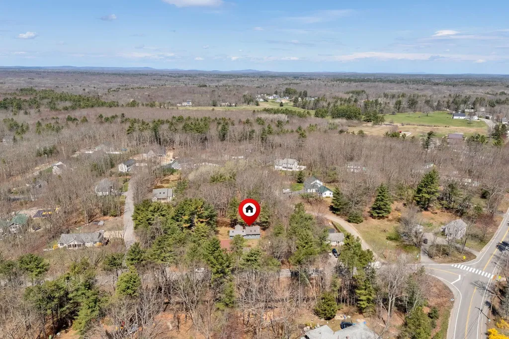 62 Warrens Way Kennebunk ME 04043