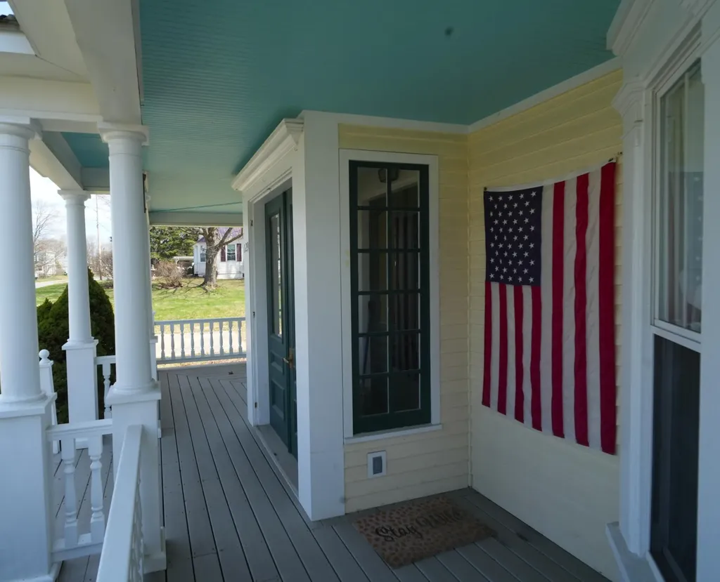 129 Main Street Houlton ME 04730