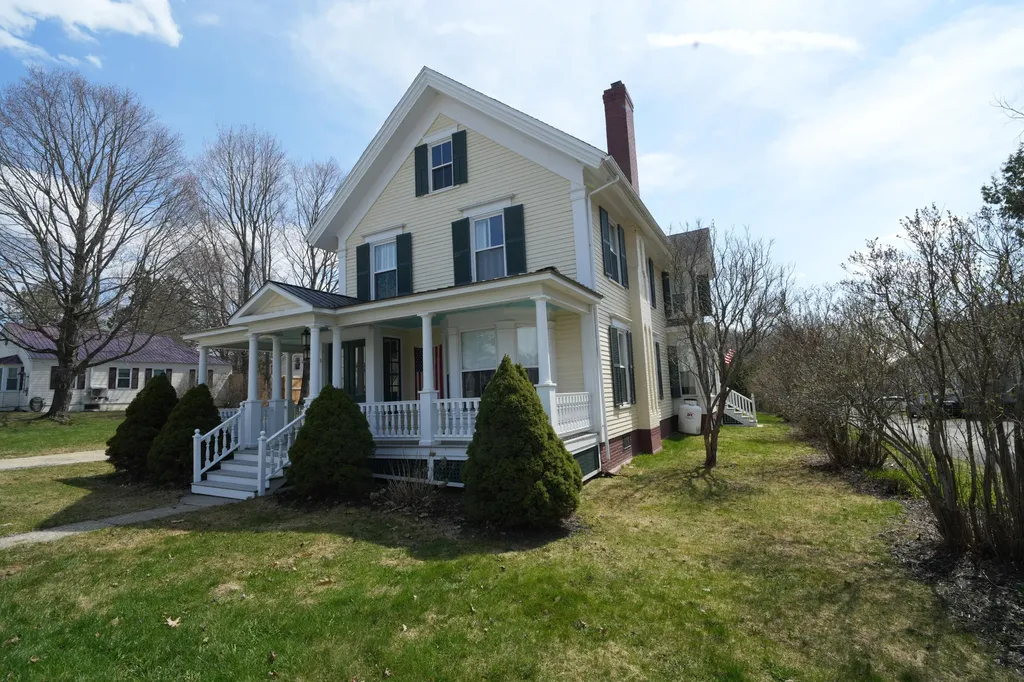 129 Main Street Houlton ME 04730