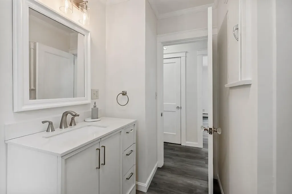 204 Cony Street Augusta ME 04330