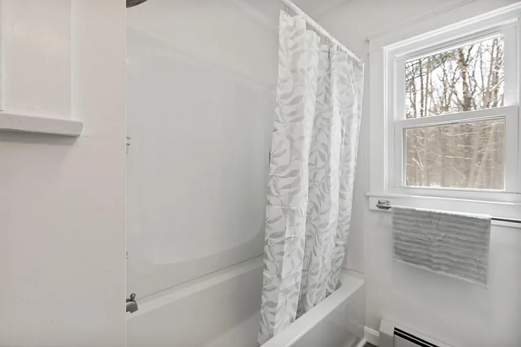 204 Cony Street Augusta ME 04330