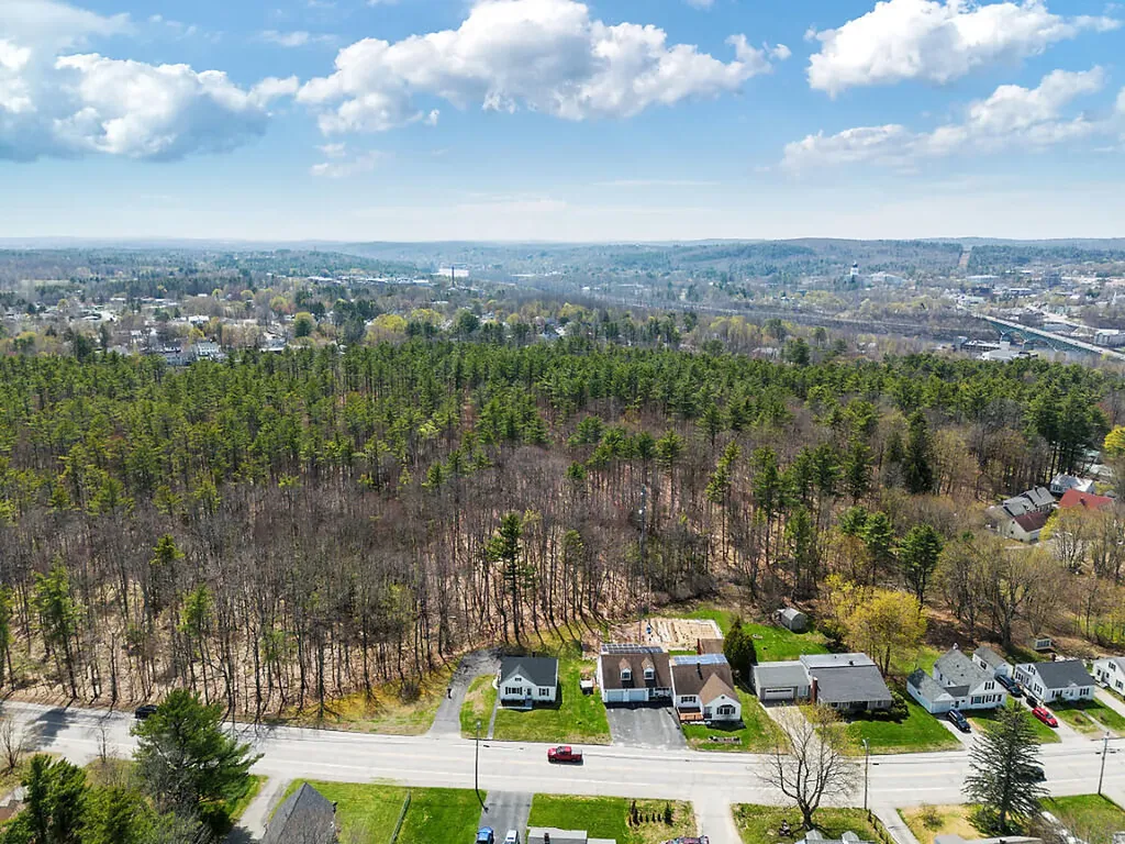 204 Cony Street Augusta ME 04330