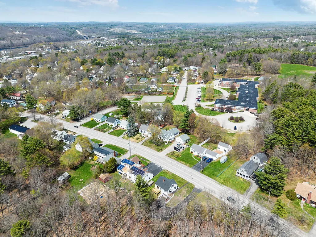 204 Cony Street Augusta ME 04330