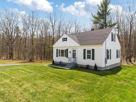 204 Cony Street Augusta ME 04330