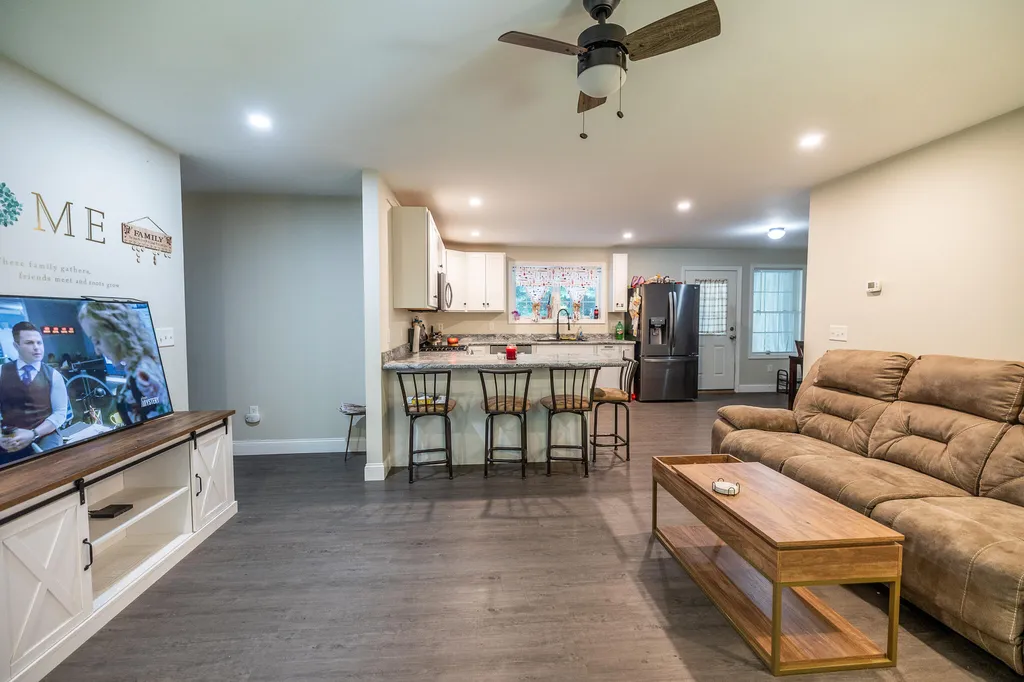 206 Livermore Falls Road Farmington ME 04938
