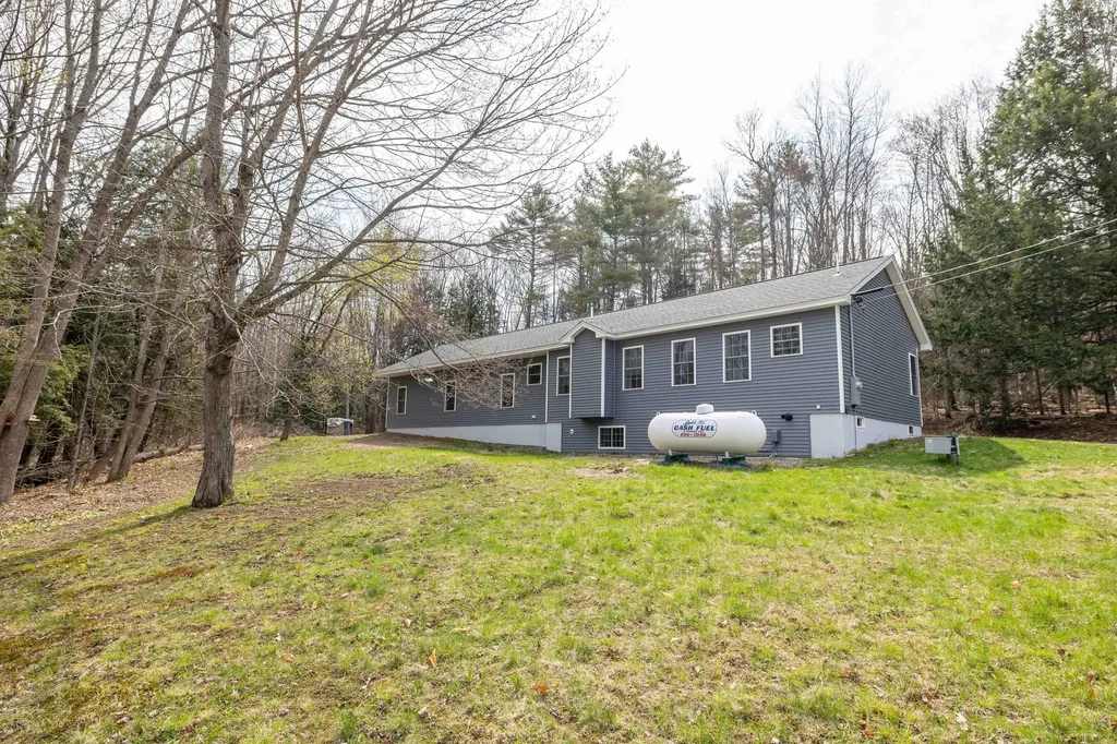 206 Livermore Falls Road Farmington ME 04938