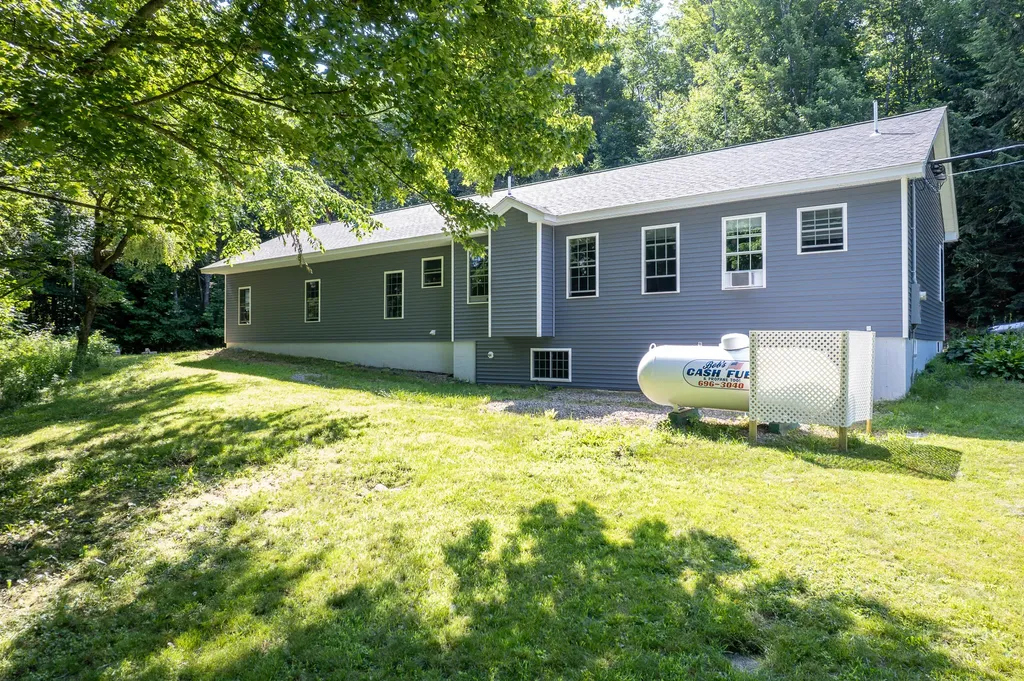 206 Livermore Falls Road Farmington ME 04938