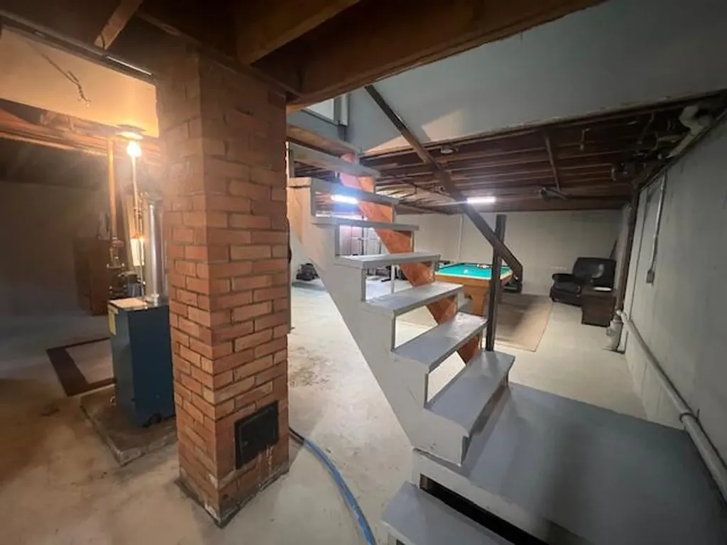 48 Dumont Avenue Lewiston ME 04240
