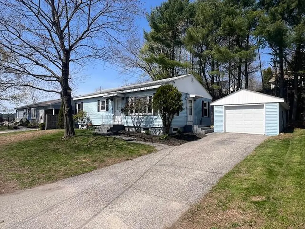 48 Dumont Avenue Lewiston ME 04240