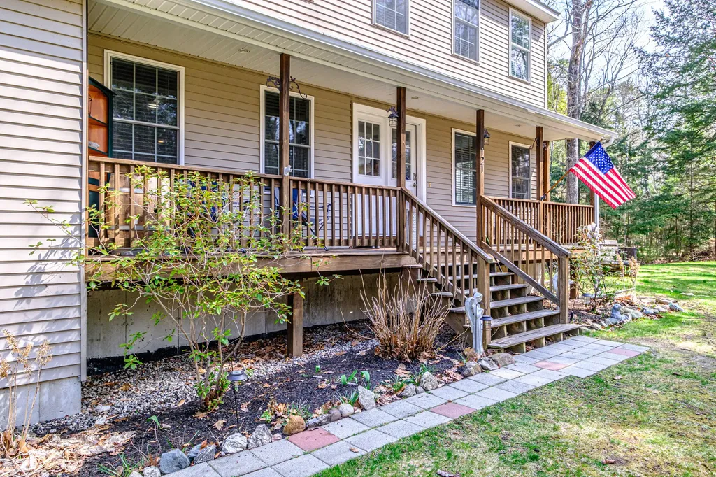 121 Shore Road Sebago ME 04029