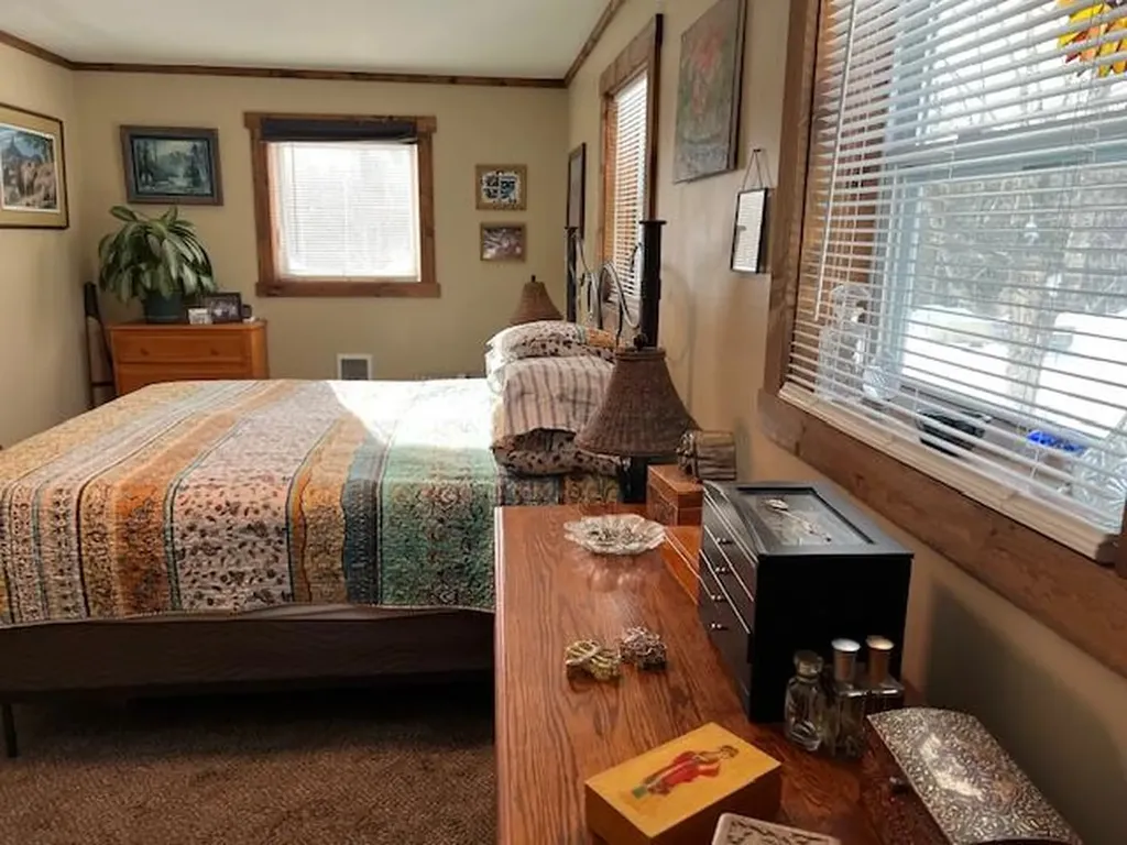 662 Temple Road Farmington ME 04938