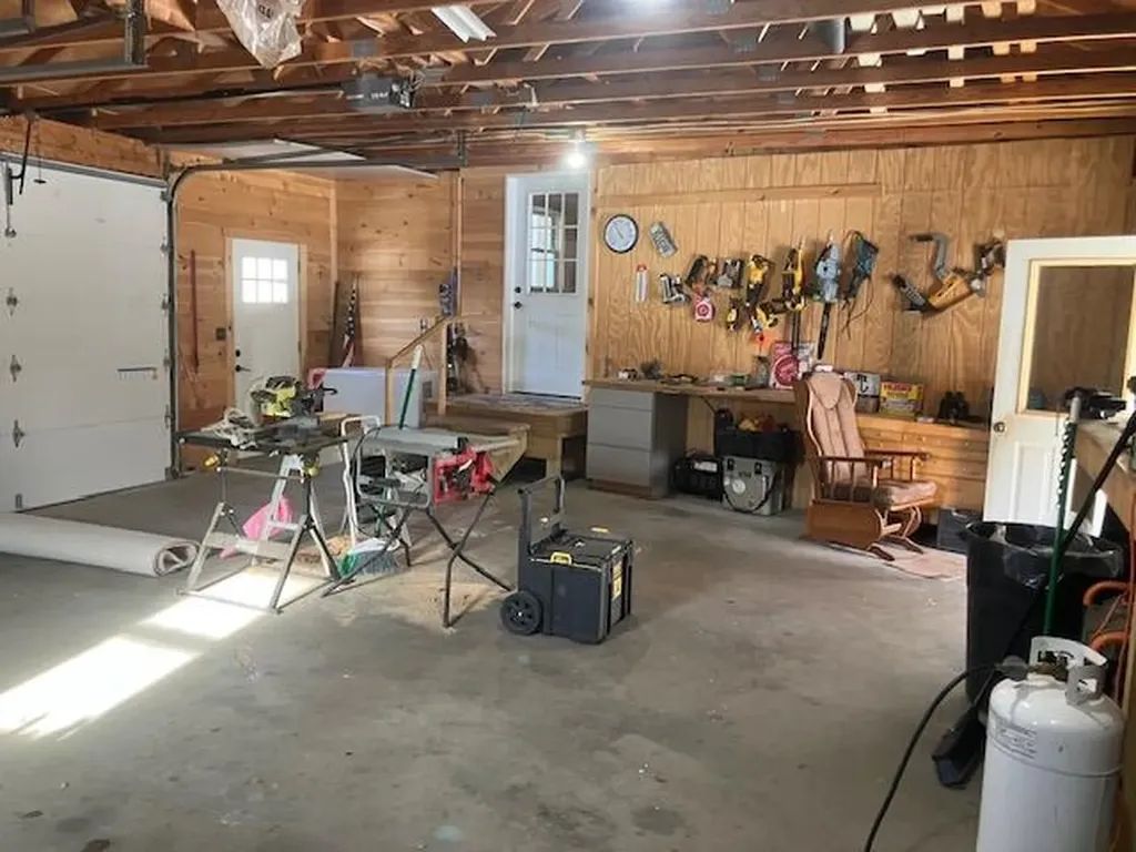 662 Temple Road Farmington ME 04938