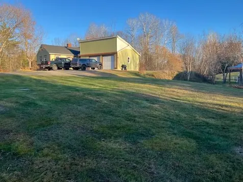 662 Temple Road Farmington ME 04938