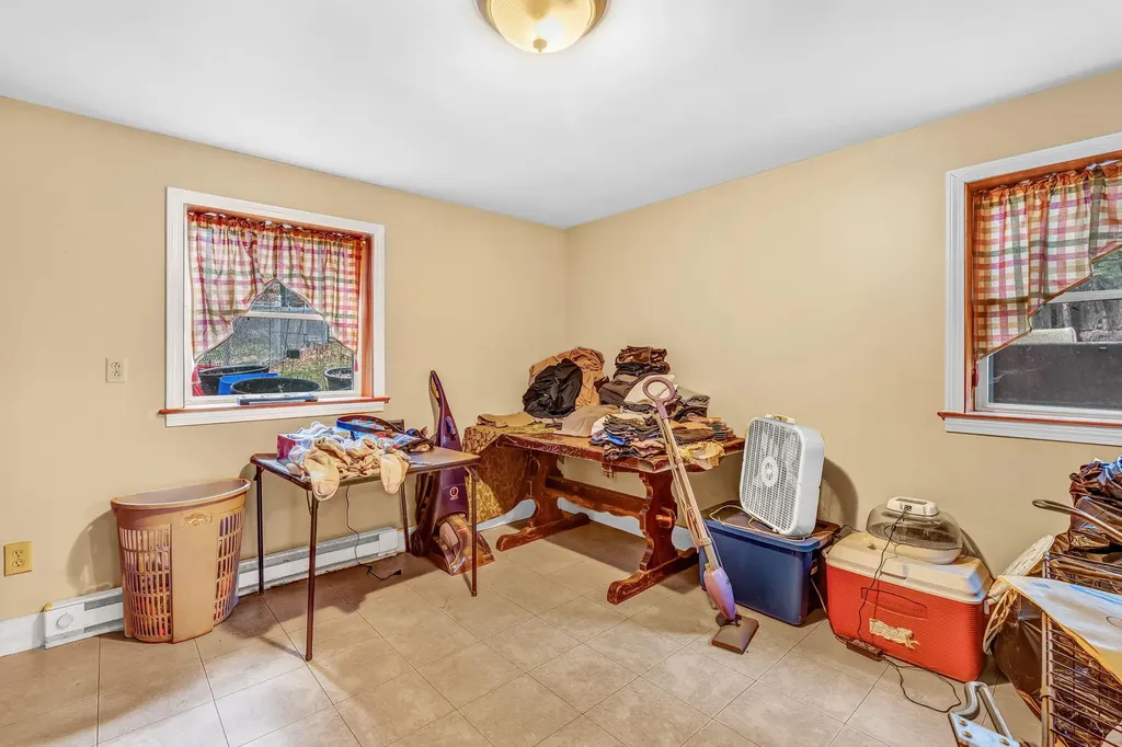 1717 Canaan Road Hartland ME 04943
