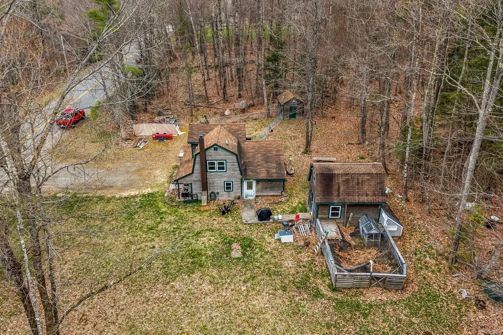 1717 Canaan Road Hartland ME 04943