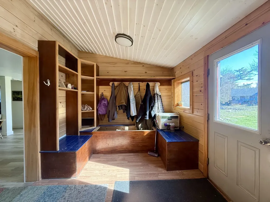 29 Hidden Drive Vinalhaven ME 04863