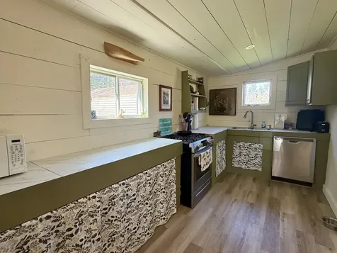 29 Hidden Drive Vinalhaven ME 04863