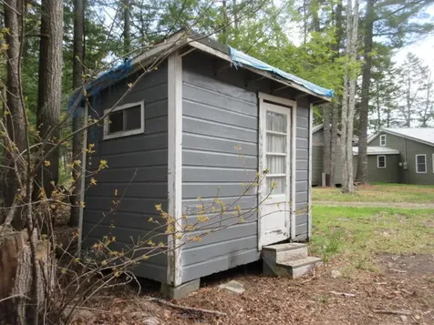 113 Milts Way Lincoln ME 04457