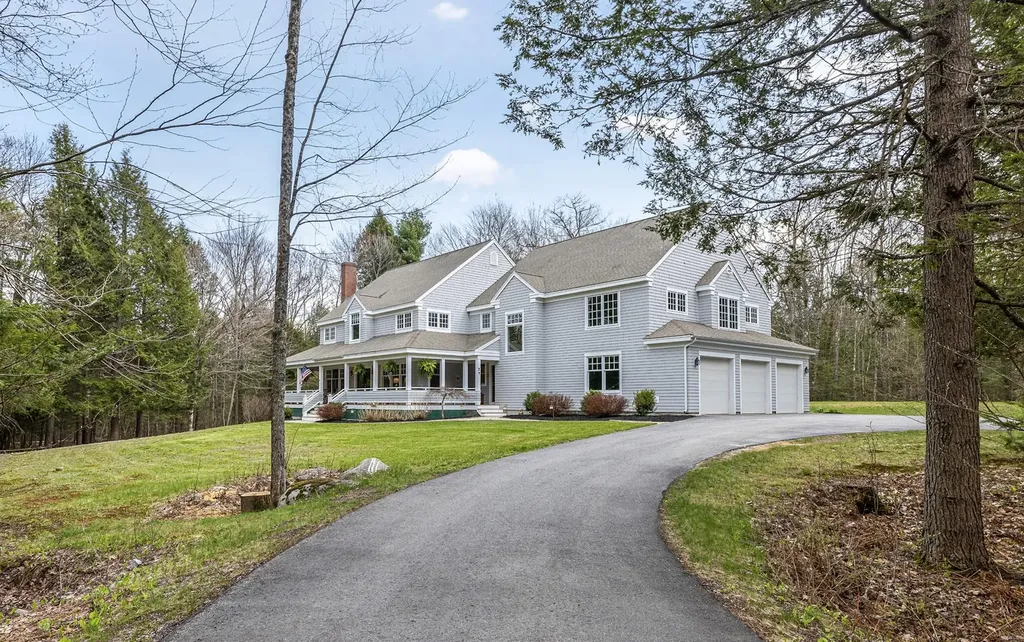 29 Blue Moon Drive North Yarmouth ME 04097