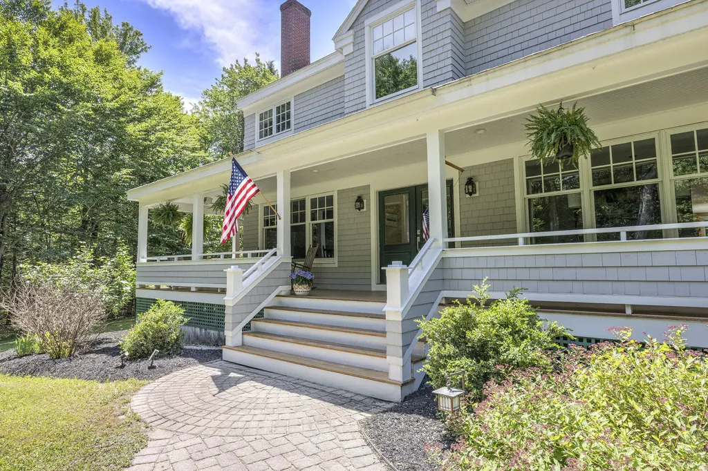 29 Blue Moon Drive North Yarmouth ME 04097