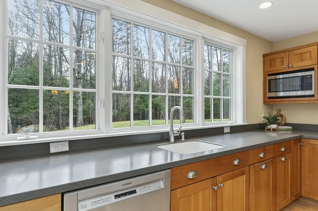29 Blue Moon Drive North Yarmouth ME 04097