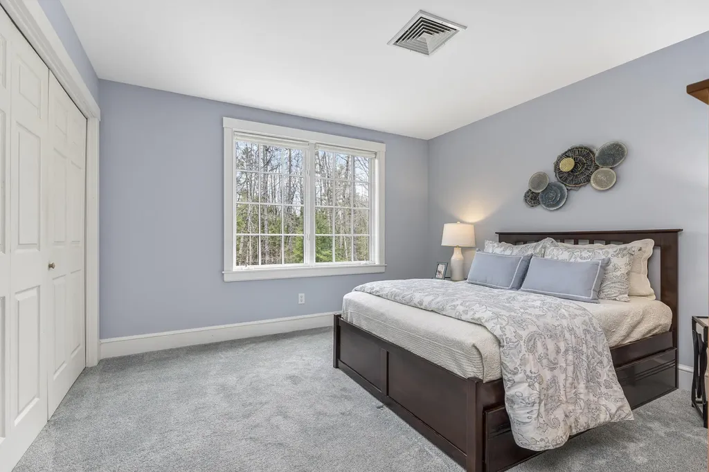 29 Blue Moon Drive North Yarmouth ME 04097