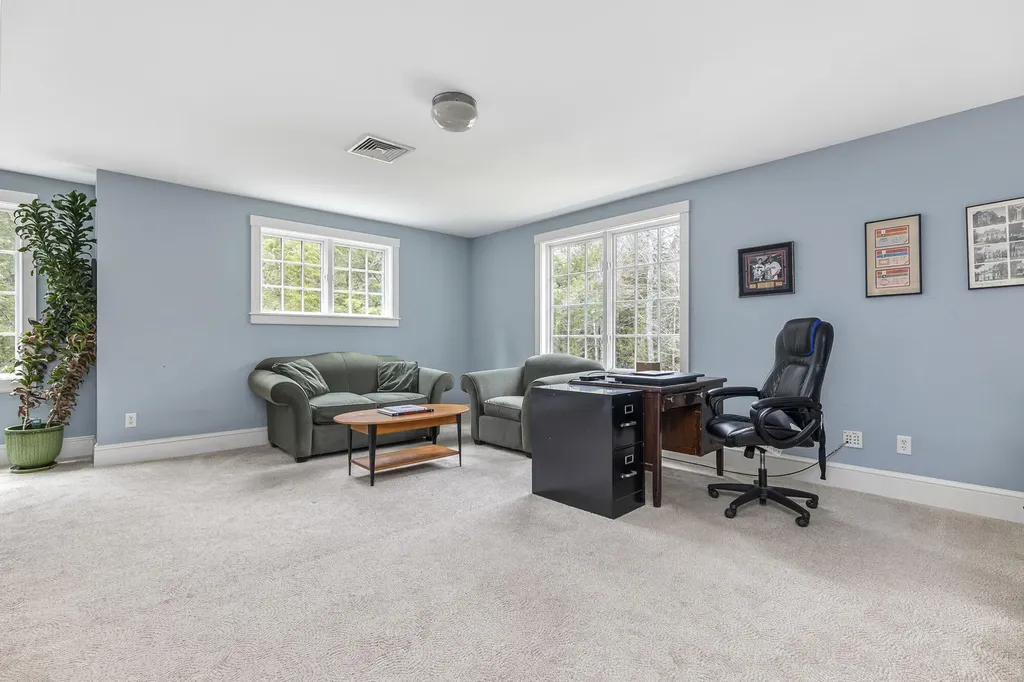 29 Blue Moon Drive North Yarmouth ME 04097