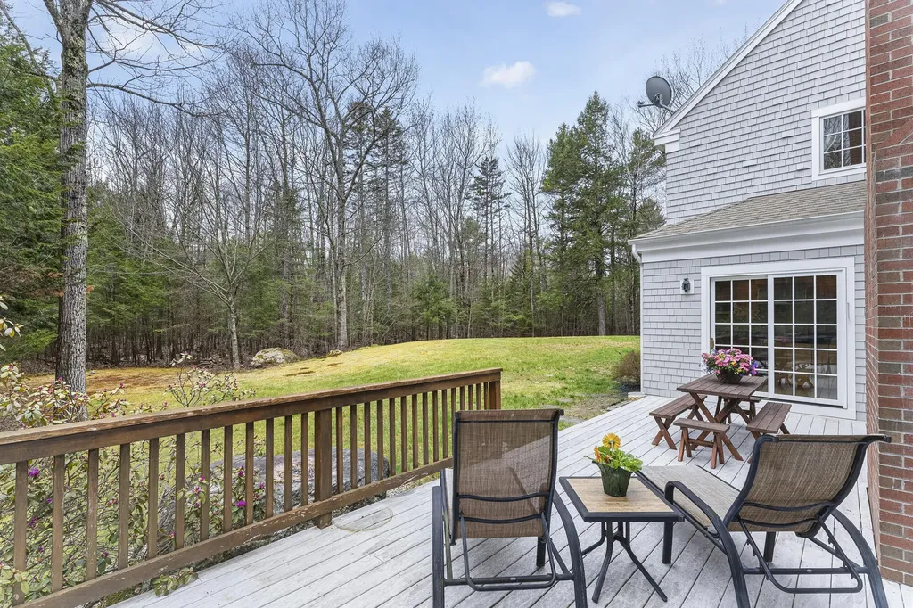29 Blue Moon Drive North Yarmouth ME 04097