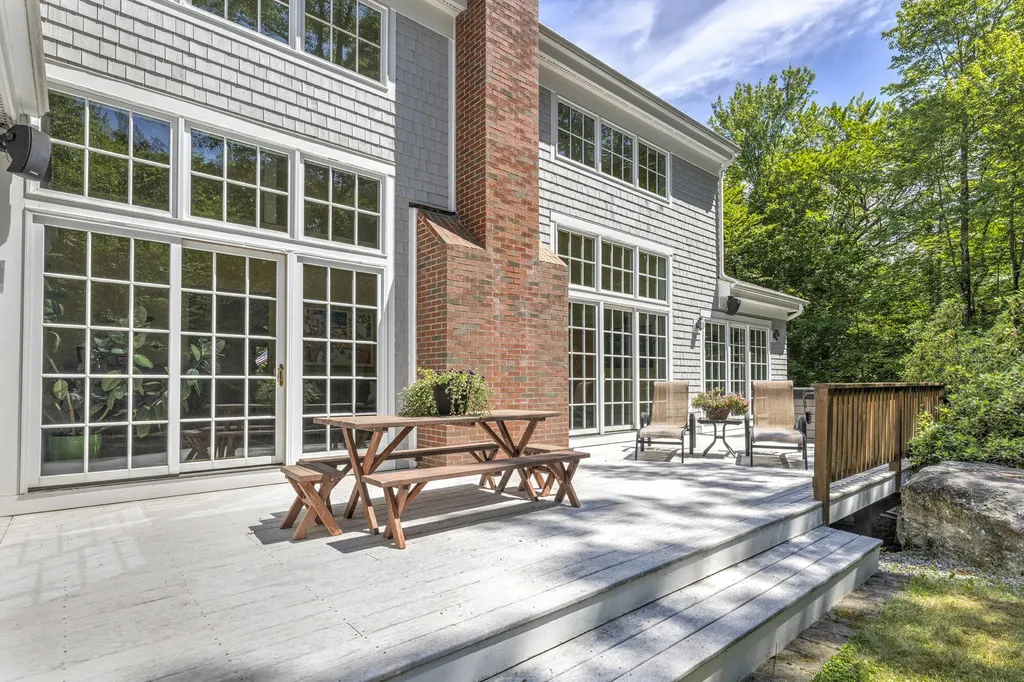 29 Blue Moon Drive North Yarmouth ME 04097