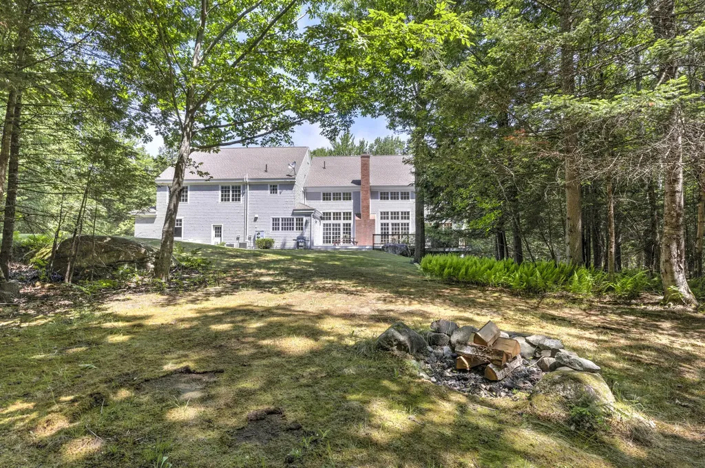 29 Blue Moon Drive North Yarmouth ME 04097
