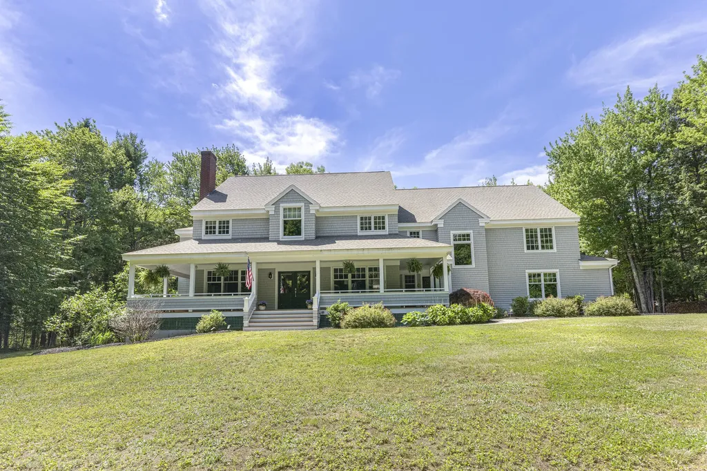 29 Blue Moon Drive North Yarmouth ME 04097