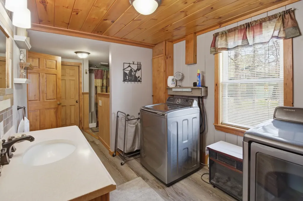 75 Sanborn Road Greene ME 04236