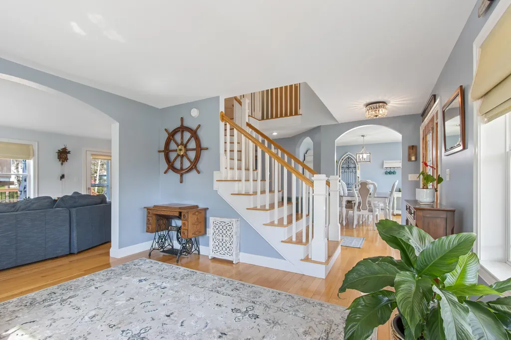 38 Richards Way Saco ME 04072