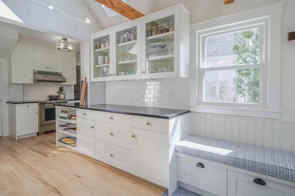 106 Beech Street Rockland ME 04841